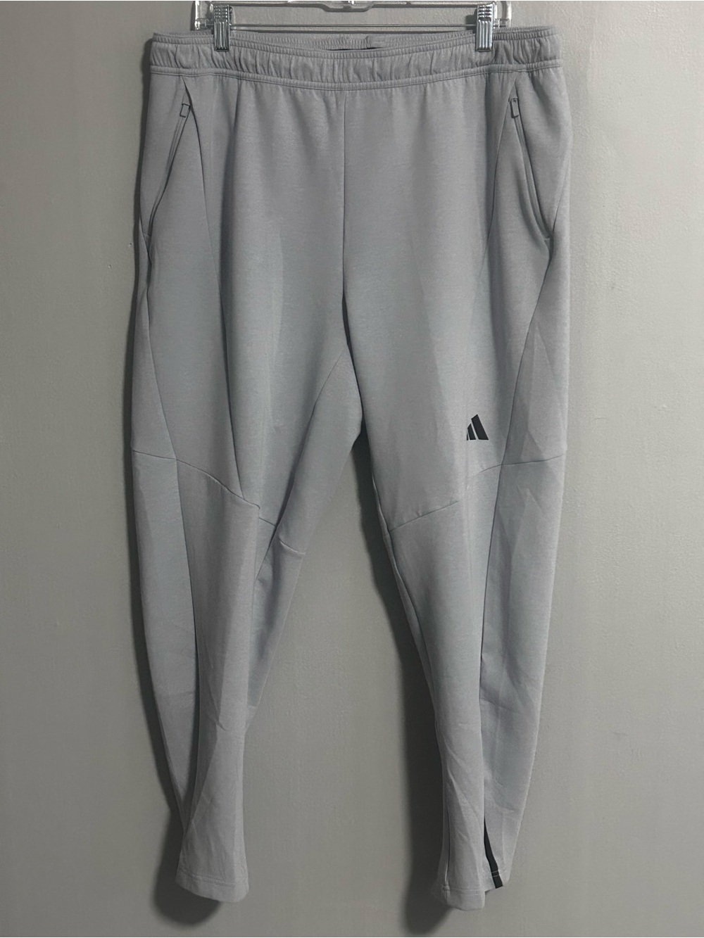 Adidas Men’s D4T Athletic Joggers
Halo Silver